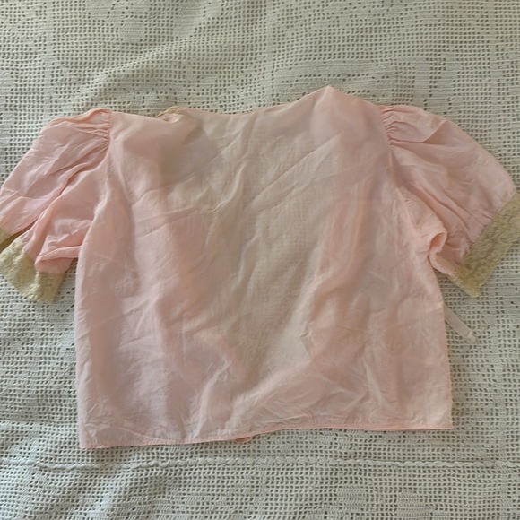 Beautiful Pink Vintage Bed Jacket - Picture 3 of 6